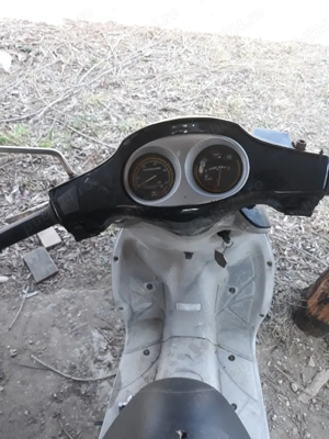 Scuter Suzuki  - imagine 2