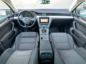 Volkswagen Passat SW 2.0 Diesel 150 CP An 2018 - imagine 5
