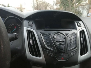 Vând Ford Focus