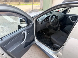 Dacia Duster 1.6 16V 110CP + Gpl 06.2013 EURO 5 Suv  - imagine 4