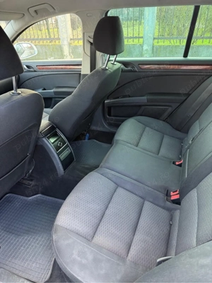 Skoda Superb 2011 2.0 TDI automata - imagine 7