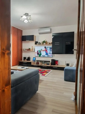 3 camere decomandate   Complexul Studențesc, 71 mp