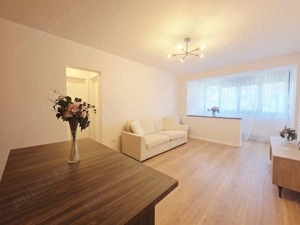 Apartament renovat mobilat GATA DE MUTAT etajul 1 - imagine 3