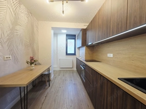 Apartament renovat mobilat GATA DE MUTAT etajul 1 - imagine 4