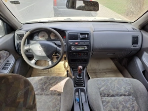 Nissan Almera vând sau variante