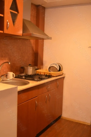 Sinaia-Garsoniera de vanzare,parter