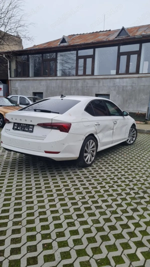 Vând Skoda Octavia  4x4 200 CP -2024 , 30K km  - imagine 2