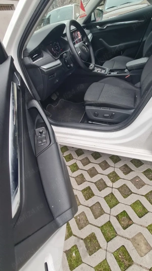 Vând Skoda Octavia  4x4 200 CP -2024 , 30K km  - imagine 7