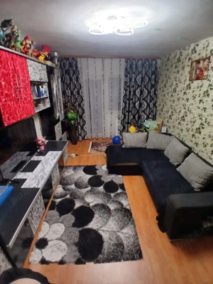 Apartament 3 camere,etaj 1.