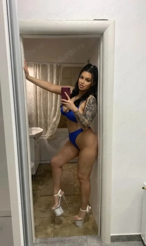 Bruneta sexy cu forme apetisante ofer servicii totale 