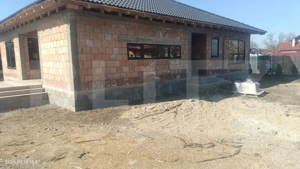 Casă la Roșu – Localitatea Dumbrăvioara, com Ernei - imagine 2