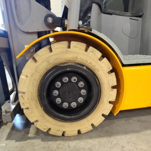 Electrostivuitor Jungheinrich EFG 430k, capacitate 3000 kg, înălțime de ridicare 3100 mm - imagine 5