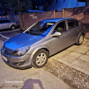 vand autoturism marca opel astra H  - imagine 4