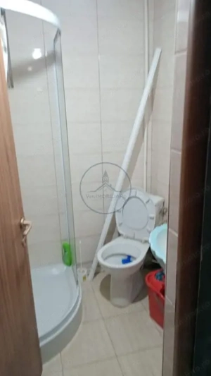 Garsonieră cochetă, complet mobilată și utilată – Zonă centrală - imagine 2