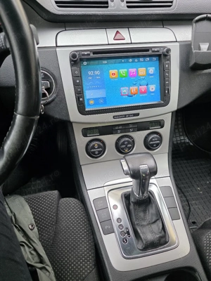 vând Volkswagen Passat 1,9 TDI 2008 gri cutie automata 3500e neg, cu tableta, camera bord, cu trapa - imagine 5