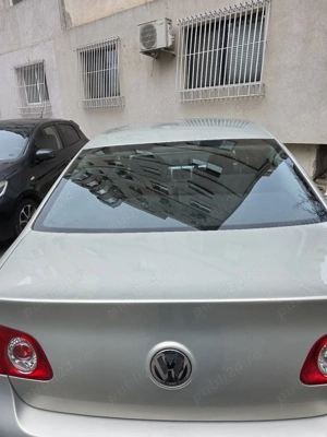 vând Volkswagen Passat 1,9 TDI 2008 gri cutie automata 3500e neg, cu tableta, camera bord, cu trapa - imagine 3