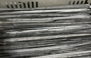 vand cositor Lp 40  pret 93  kg