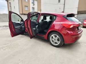 Ford Focus 2018  fără add blue - istoric complet Ford - imagine 5