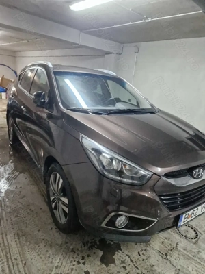 Hyundai ix35  AWD noiembrie 2014, unic proprietar, 133,000 km, garaj, stare foarte buna - imagine 3