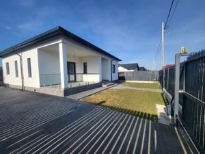 Casa pe partier Hemeiusi Bacau