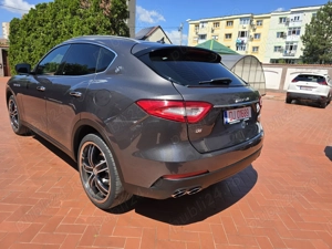 Garantieauto.ro Maserati Levante Q4 GranLusso Navigatie Keyless Piele Memorii Incalzire Scaune - imagine 6