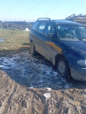 Opel Astra f 1.6 - imagine 5