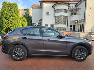 Alfa Romeo Stelvio 2.0 Turbo 16V AT8-Q4 Sprint - imagine 6