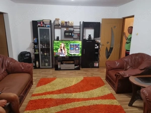 inchiriez apartament 2 camere mobilat-utilat