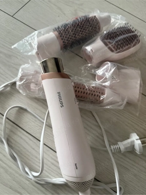 Perie cu aer cald Philips