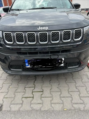 Vând Jeep Compass 