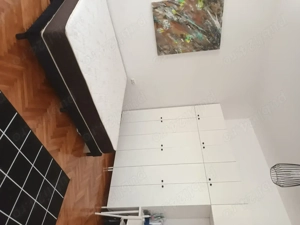 Dulap alb de vânzare 