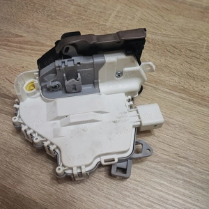Incuietoare broasca usa fata stanga AUDI SI PASSAT - imagine 3