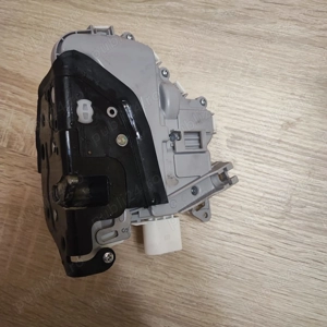 Incuietoare broasca usa fata stanga AUDI SI PASSAT - imagine 4