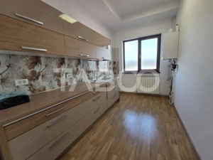 Cladire de inchiriat pentru afacerea ta suprafata 654 mp 3 nivele - imagine 7