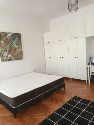 Dulap alb de vânzare 