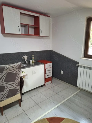 Inchiriez garsoniera confort1