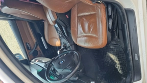 Vand BMW seria  3 XDRIVE 184 CP an fabricație  2011 - imagine 8