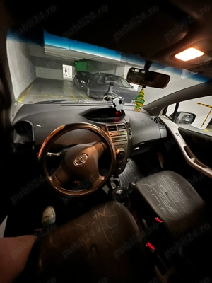 Toyota Yaris 2010 , Negru ,250.000 km ,cutie de viteze noua - imagine 8