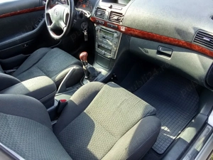 Toyota Avensis pentru dezmembrări! - imagine 5