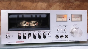 Deck Pioneer CT-F2121. 