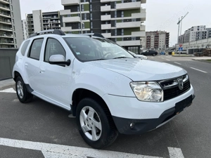 Dacia Duster 4x2 an fabricatie 2011 motor 1.5 dci 110 cp euro 5. CLIMA .