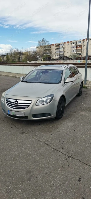Opel Insignia, panoramic, xenon