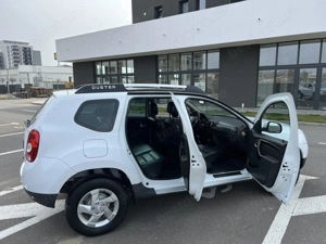 Dacia Duster 4x2 an fabricatie 2011 motor 1.5 dci 110 cp euro 5. CLIMA . - imagine 5