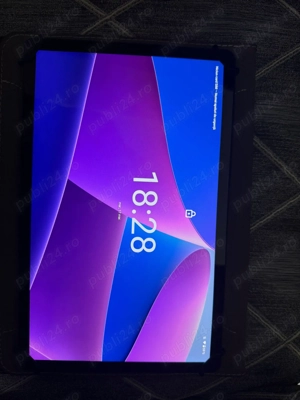 Tabletă Lenovo Tab M10 Plus 3rd Gen 128GB   4GB RAM   stare bună