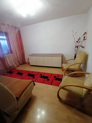 Închiriez apartament  - imagine 7