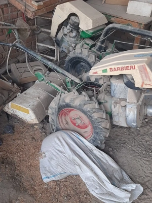 vand 2 motocultoare pt piese cu tot cu freza .. freza e stare buna - imagine 4