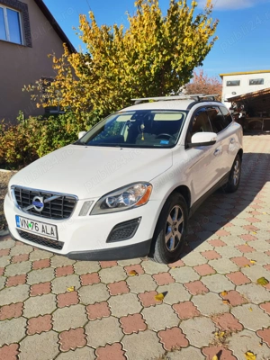Vând Volvo XC60 din 2011,4 x4,motor 2400 - imagine 3