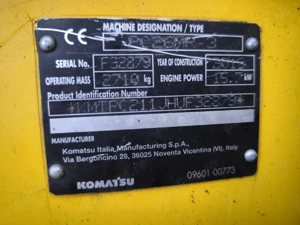 Mini excavator Komatsu PC 26 - imagine 3