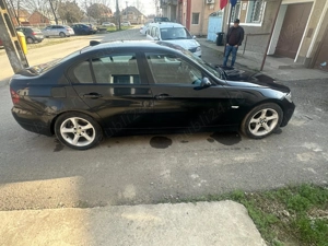 vand bmw 320d anul 2008  - imagine 3