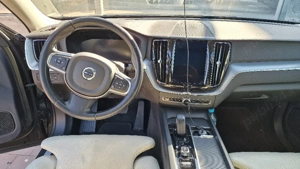 Volvo XC60 2019 Km 117.800 - imagine 3
